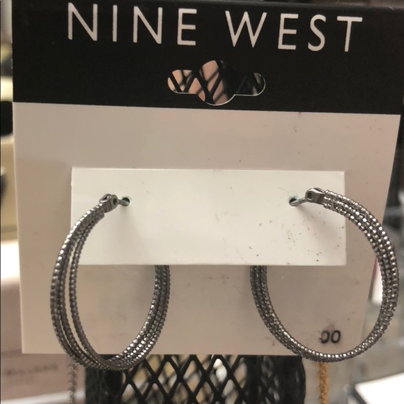 🌈FINAL SALE 🌈NineWest Hoop Earrings - Picture 1 of 3